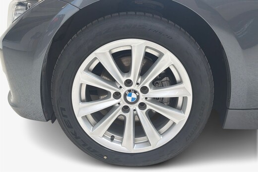 BMW 320 vaihtoauto