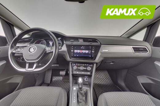 Volkswagen Touran vaihtoauto