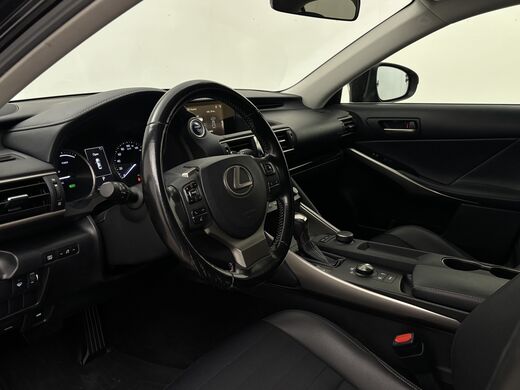 Lexus IS vaihtoauto