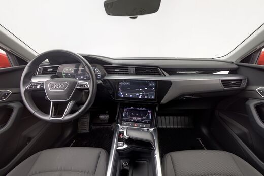 Audi Q8 e-tron vaihtoauto