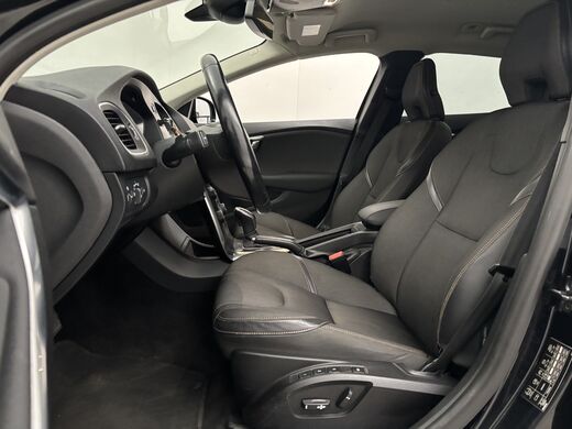 Volvo V40 Cross Country vaihtoauto