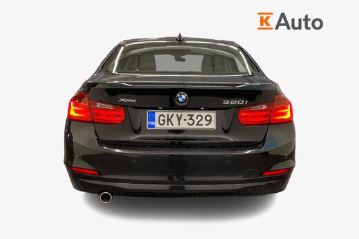 BMW 320 vaihtoauto