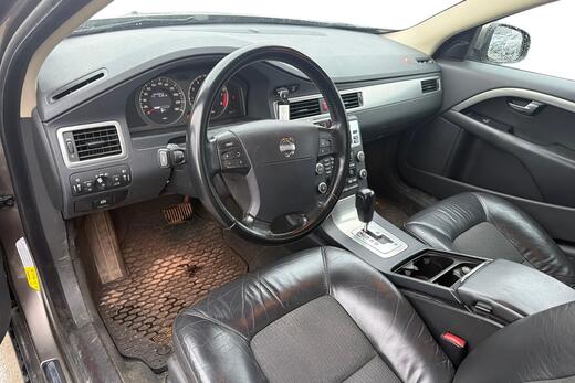Volvo V70 vaihtoauto