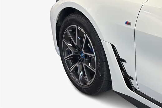 BMW i4 M50 vaihtoauto
