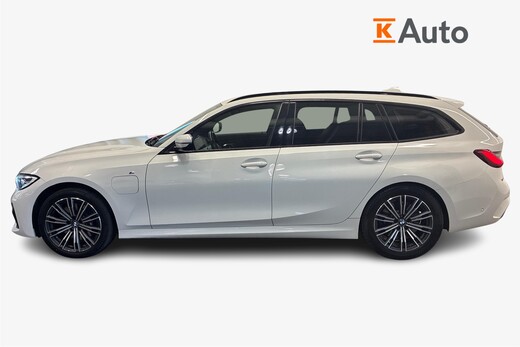 BMW 330 vaihtoauto