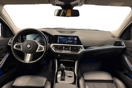 BMW 330 vaihtoauto