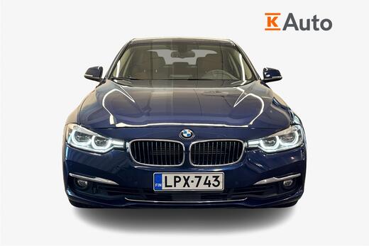 BMW 330 vaihtoauto