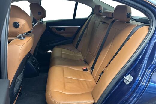 BMW 330 vaihtoauto