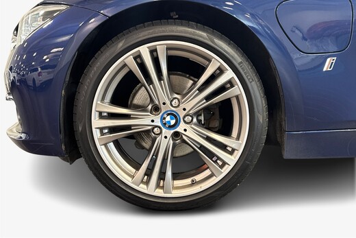 BMW 330 vaihtoauto