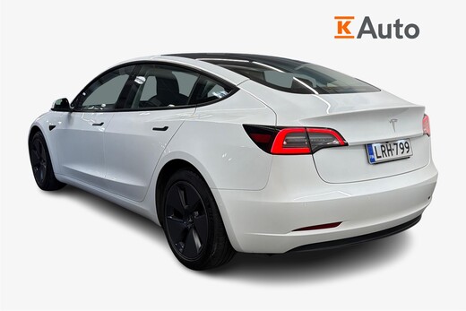 Tesla Model 3 vaihtoauto