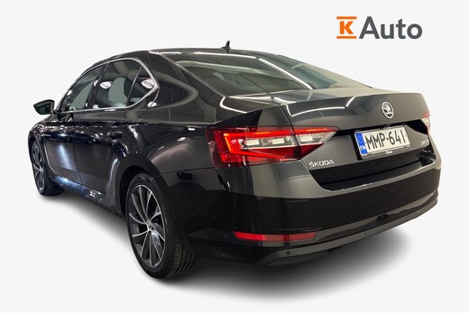 Skoda Superb vaihtoauto