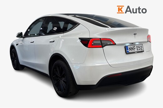 Tesla Model Y vaihtoauto