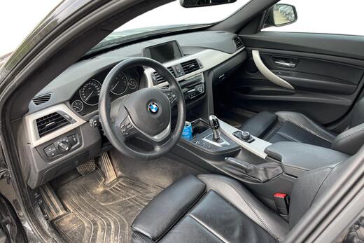 BMW 320 vaihtoauto