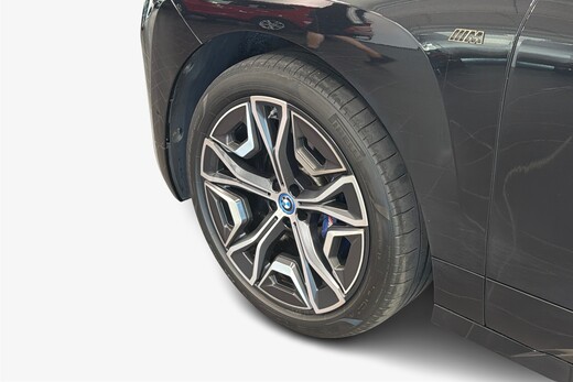 BMW iX vaihtoauto