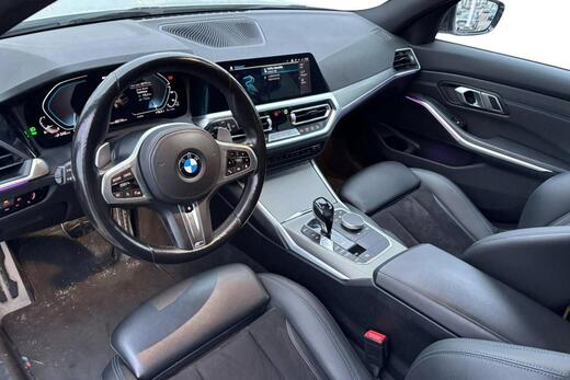 BMW 330 vaihtoauto