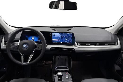 BMW iX1 vaihtoauto