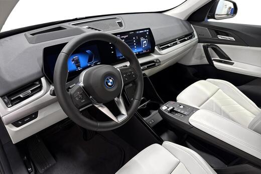 BMW iX1 vaihtoauto
