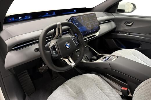 BMW iX3 vaihtoauto