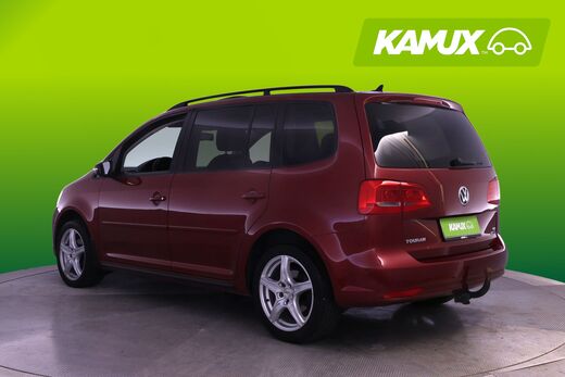 Volkswagen Touran vaihtoauto