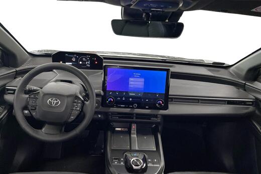 Toyota C-HR+ vaihtoauto
