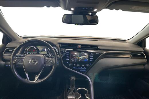 Toyota Camry vaihtoauto