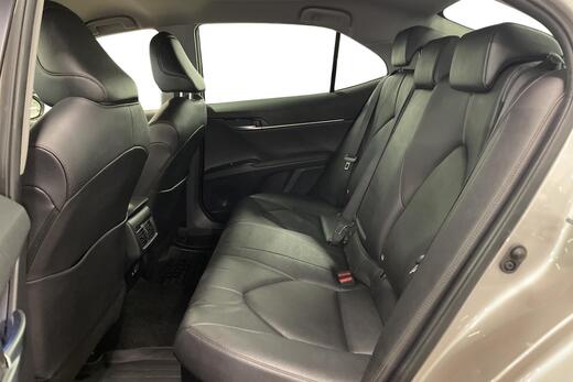 Toyota Camry vaihtoauto