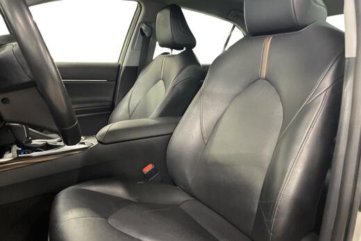 Toyota Camry vaihtoauto