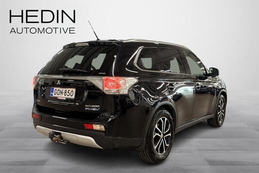 Mitsubishi Outlander PHEV vaihtoauto
