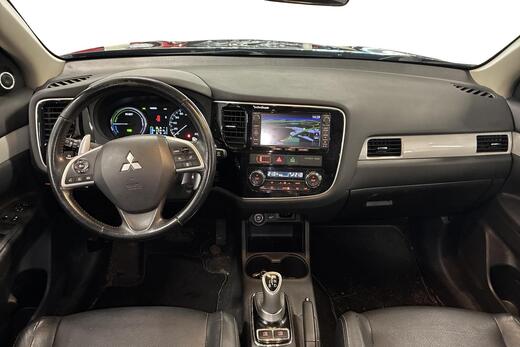 Mitsubishi Outlander PHEV vaihtoauto
