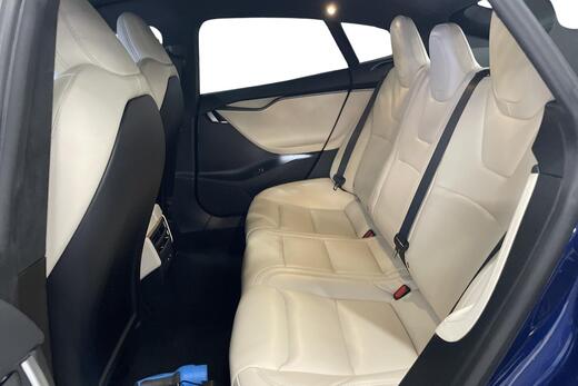 Tesla Model S vaihtoauto