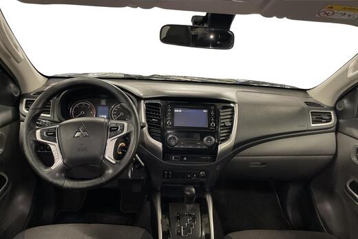 Mitsubishi L200 vaihtoauto