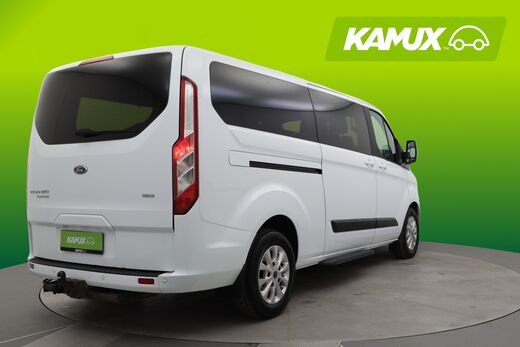 Ford Tourneo Custom vaihtoauto
