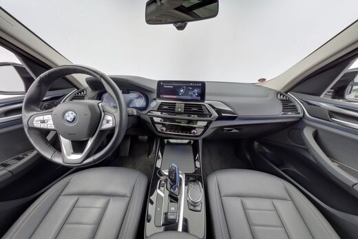 BMW iX3 vaihtoauto