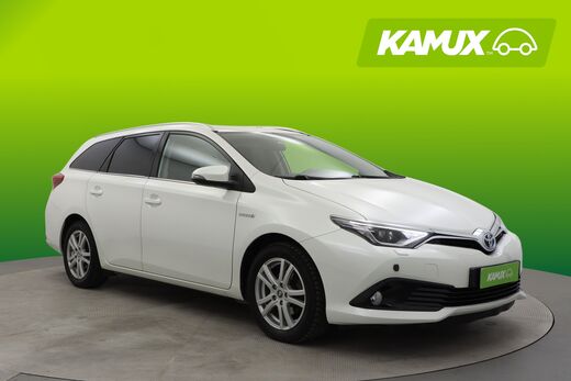 Toyota Auris vaihtoauto