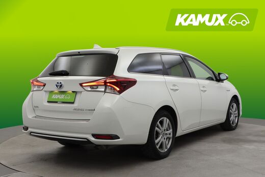 Toyota Auris vaihtoauto