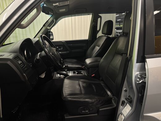 Mitsubishi Pajero vaihtoauto