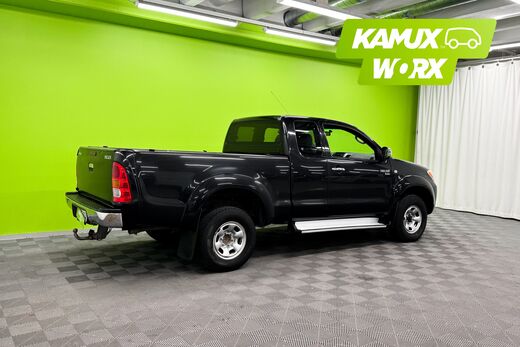 Toyota Hilux vaihtoauto