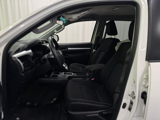 Toyota Hilux vaihtoauto