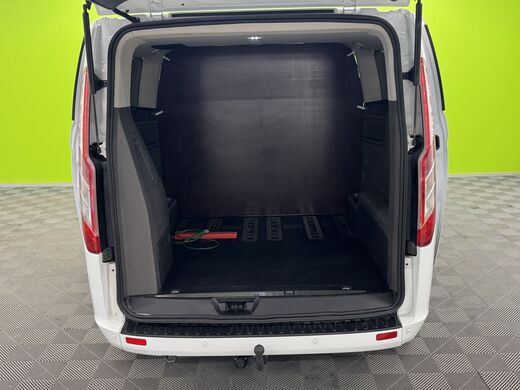Ford Tourneo Custom vaihtoauto