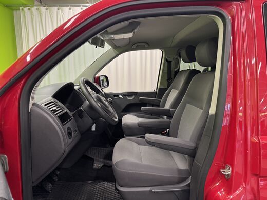 Volkswagen Caravelle vaihtoauto