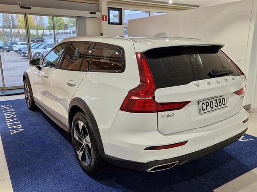 Volvo V60 Cross Country vaihtoauto