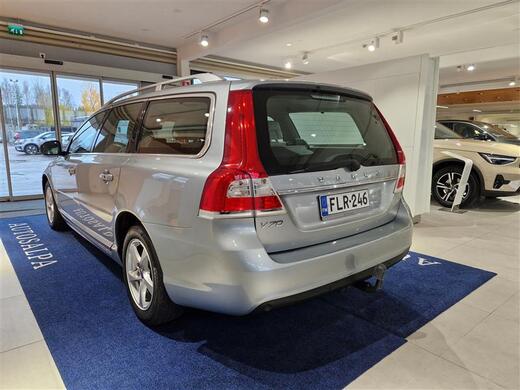 Volvo V70 vaihtoauto