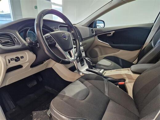 Volvo V40 vaihtoauto