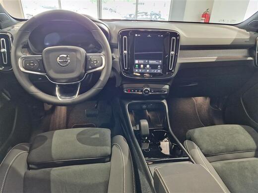Volvo EX40 vaihtoauto