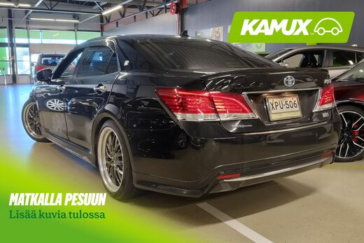 Toyota Crown vaihtoauto