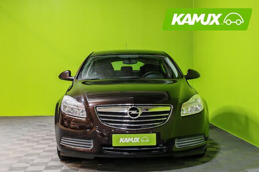 Opel Insignia vaihtoauto