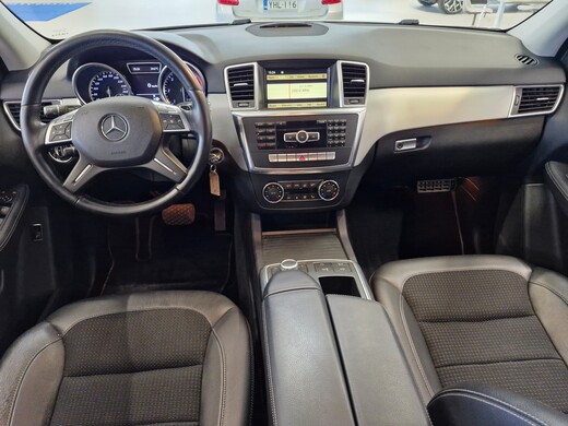 Mercedes-Benz ML vaihtoauto