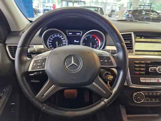 Mercedes-Benz ML vaihtoauto
