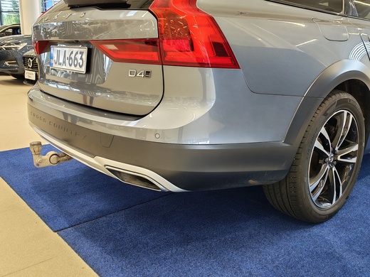 Volvo V90 Cross Country vaihtoauto