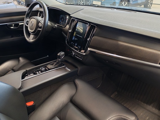Volvo V90 Cross Country vaihtoauto